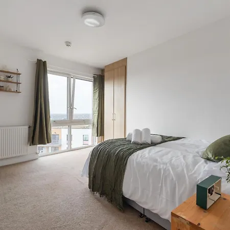 2br Flat Close To Wembley Stadium Quick Tube To London *