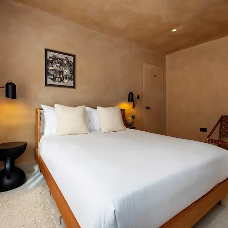 Veeve - De Beauvoir Hideaway London