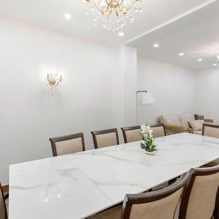 Metro Majesty 5-bedroom Gem In South Tottenham Apartment London