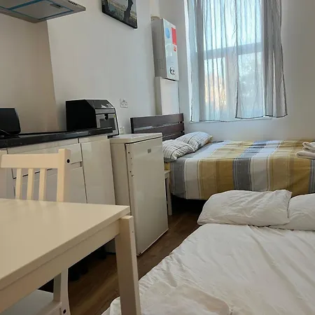 Apartment West Hamstead London