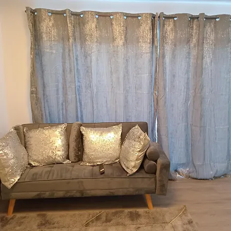 A Place To Relax And Dream In Essex 3bedroom *