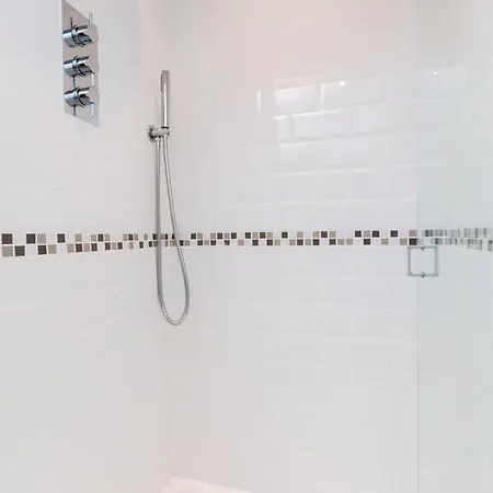 Apartment Amazing 1bdr With Private Decked Garden, Fast Wifi *