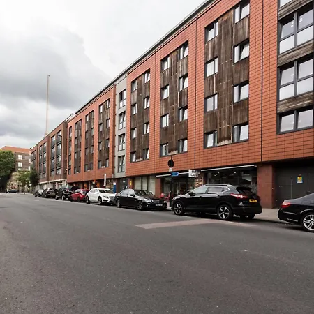 Amazing 1bdr With Private Decked Garden, Fast Wifi * London