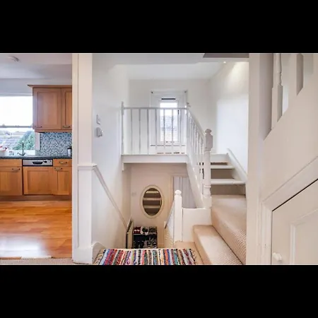 Apartment Sunny Roof Terrace 3 Bed Clapham
