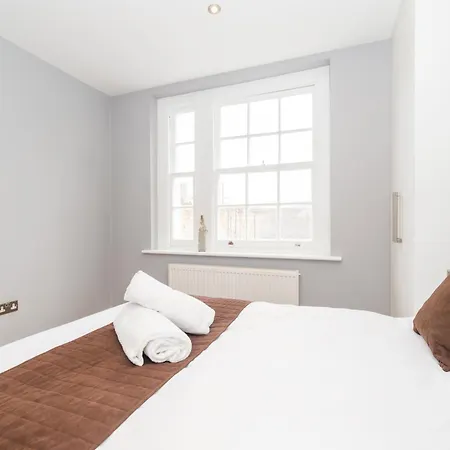 Luxury In Paddington Aparthotel *