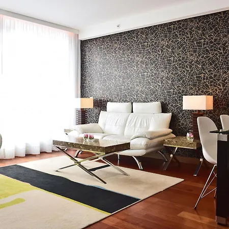 Pestana Chelsea Bridge &