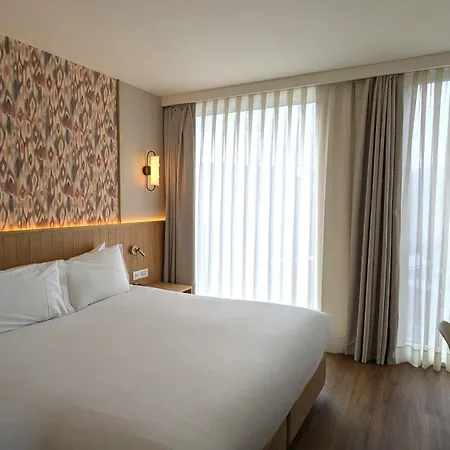 Hotel H10 Waterloo