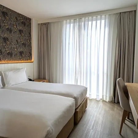 Hotel H10 Waterloo Londra