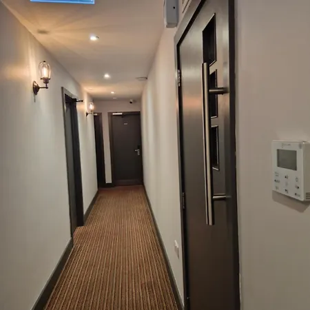 Airport Hotel