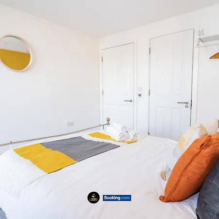 Spacious 2 Bedroom By Ls2g Short Lets & Serviced Greater With Free Wifi Londra
