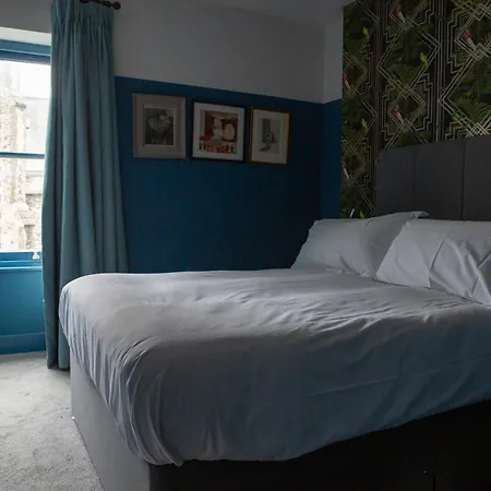 Hotel The Crown