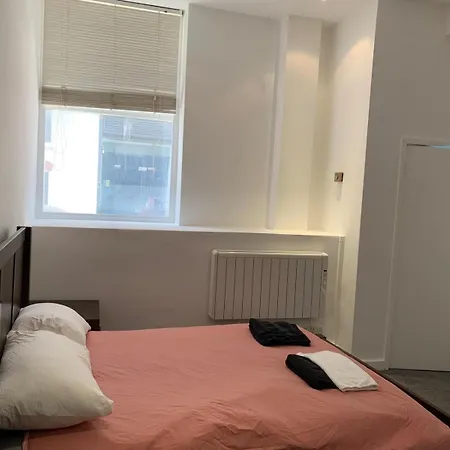 Apartment Mayfair Modern 2 Bed *