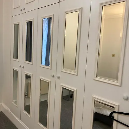 Apartment Oxford Street 2 Bed London