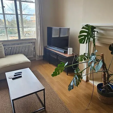 Apartment Elegant 1-Bed Flat, Sleeps 5, London Nw6 - 5 Mins To Jubilee, Bakerloo & Overground Lines London