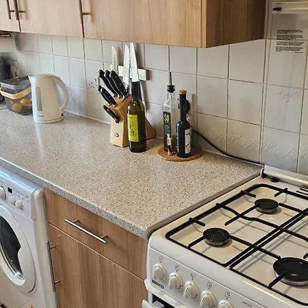 Elegant 1-Bed Flat, Sleeps 5, London Nw6 - 5 Mins To Jubilee, Bakerloo & Overground Lines Apartment *