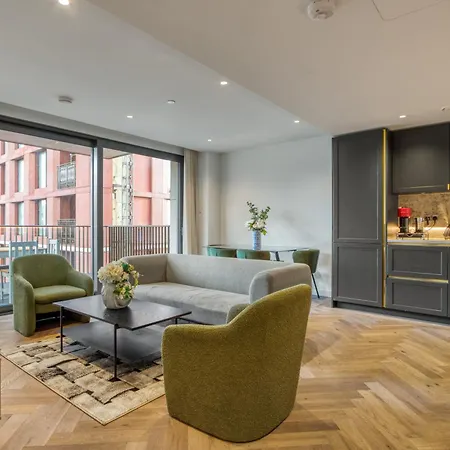 Apartment Hyde Park Luxury 2br 2ba Balcony
