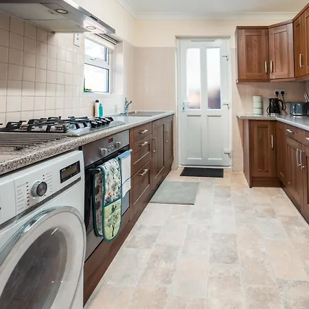 Appartement Spacious 3 Min From Station