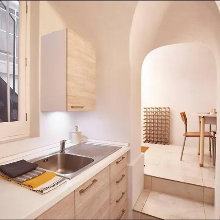 Charming Flat In Knightsbridge * London