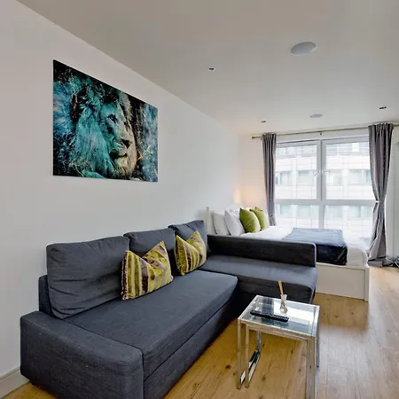 Charming Retreat In Chelsea * London