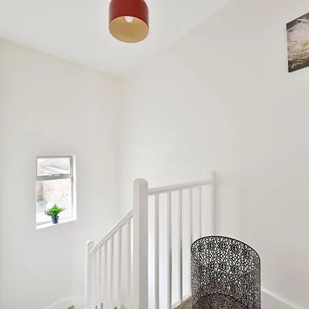 Apartment Comfortable Near Sloane Square London