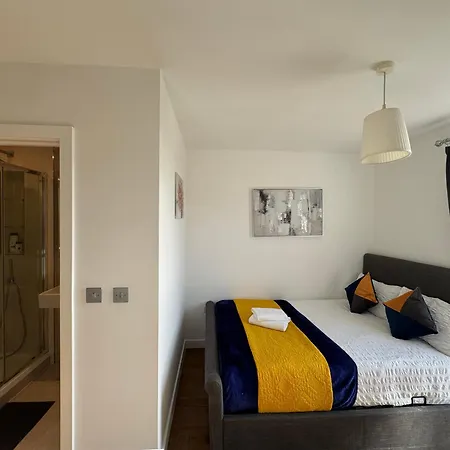 Apartment Gorgeous 2 Bedrooms 2 Bathroom, Balcony, Parking Edgware