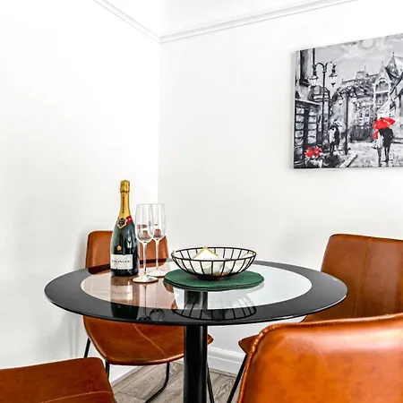 Luxury 2bed 2bath Marylebone London
