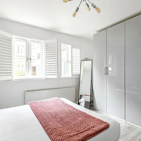 Luxury 2bed 2bath Marylebone Apartment