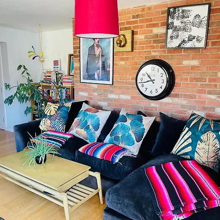 Lovely Loft Style Flat In N16 Apartment *
