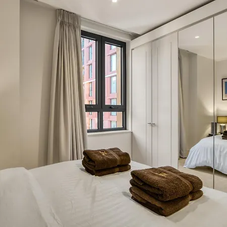 Hyde Park Beauty 2br 2ba Balcony
