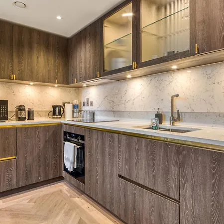 Apartment Hyde Park Beauty 2br 2ba Balcony *