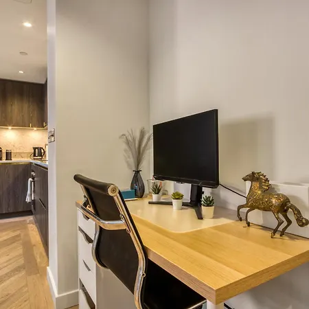 Hyde Park Beauty 2br 2ba Balcony * London