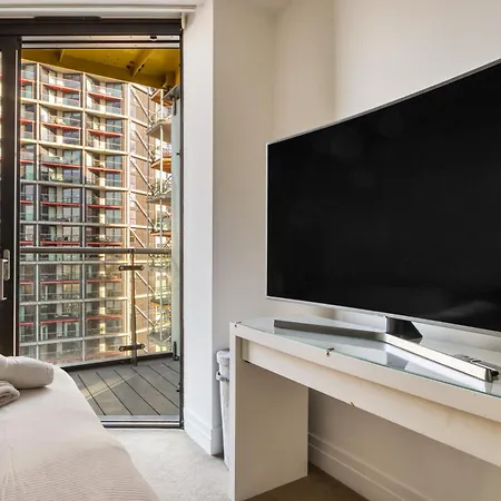 Battersea Power Station 2br 2ba River View Appartement Londen