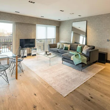 Apartment Spectacular Brand New 2 Bedrooms And 2 Bathroom *