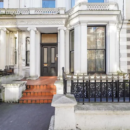 Hr2 - Charming 1-bed Near Holland Park London