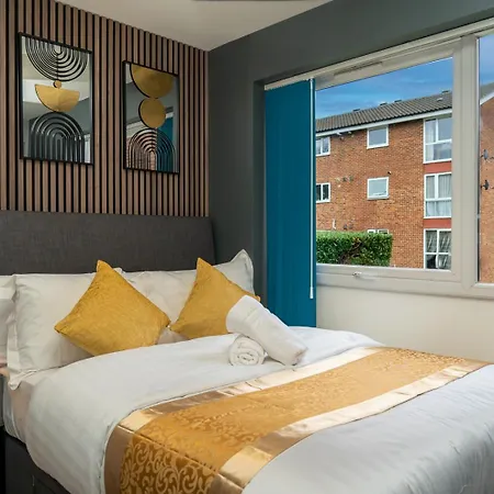 Free Parking New Modern Gem In * Harrow