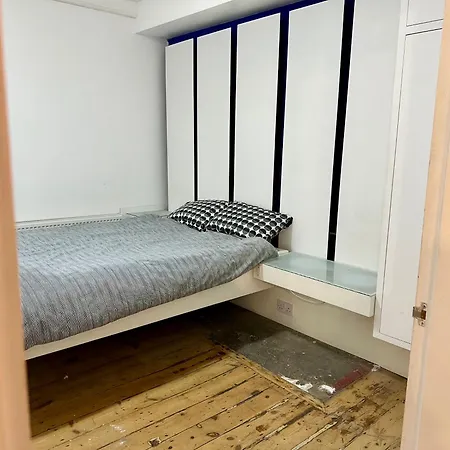 Bright Large Double Bedroom Flat Apartment
