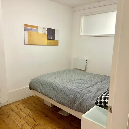 Bright Large Double Bedroom Flat