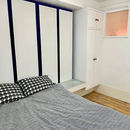 Apartment Bright Large Double Bedroom Flat