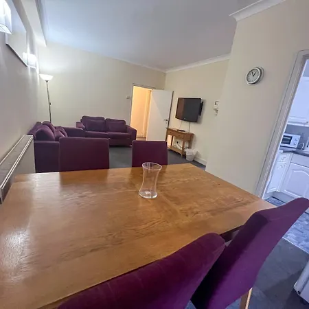 The Mayfair Collection Luxury Apartment *