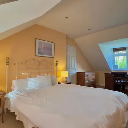 Long Biggin Hill 1bed Flat Near Airport Wifi 公寓 *