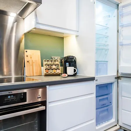 Apartment Stylish Near O2, Canary Wharf & Isle Of Dogs *