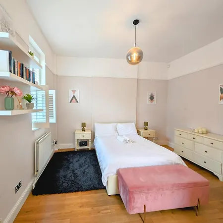 Apartment Beautiful 2bed In Brixton