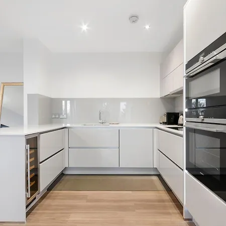Apartment Heart Of Stratford Olympic Park 3 Bedroom London