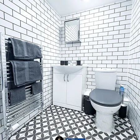 Apartment Private With Air Con By Ls2g Short Lets & Serviced Greater London