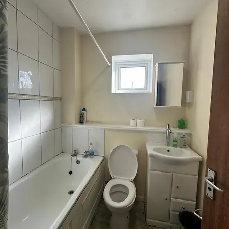 Homestay Spacious Double Near Excel London