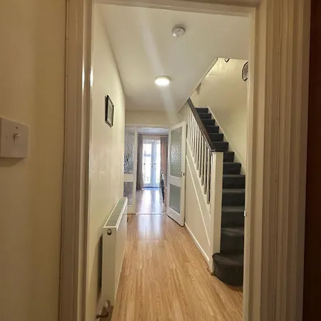 Spacious Double Near Excel * London