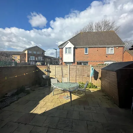 Homestay Spacious Double Near Excel London