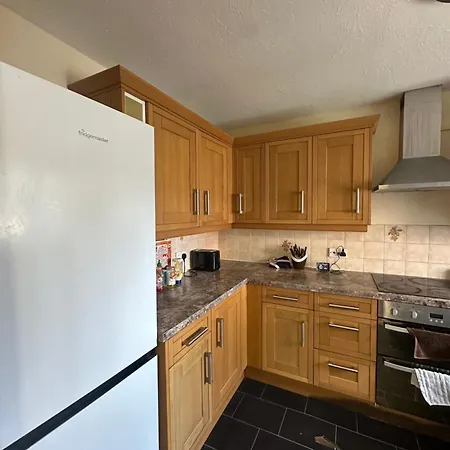 Homestay Spacious Double Near Excel *