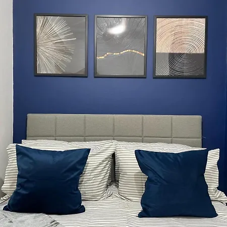 Stunning Near Paddington - Sleeps 8 Apartment