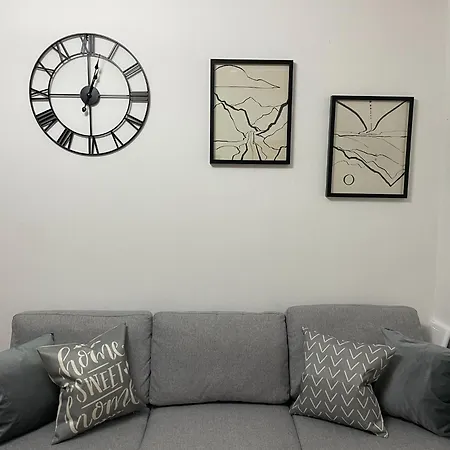Stunning Near Paddington - Sleeps 8 *
